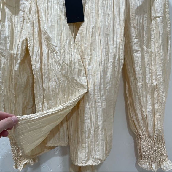NWT NBD Chiara Top Womens Small Champagne Long Puffed Sleeve Tafetta Wrap Tie - Picture 11 of 16